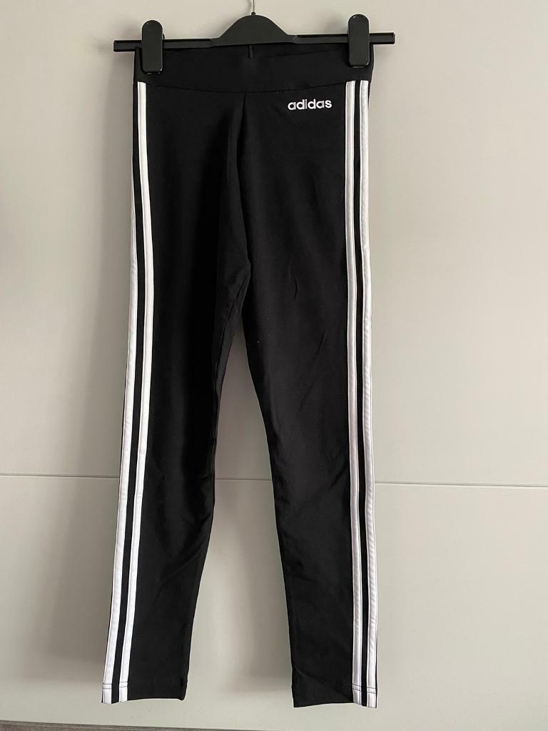 Ladies Adidas leggings | in Carryduff 